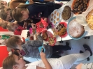 2a klasės vaikučiai švenčia Pyragų dieną